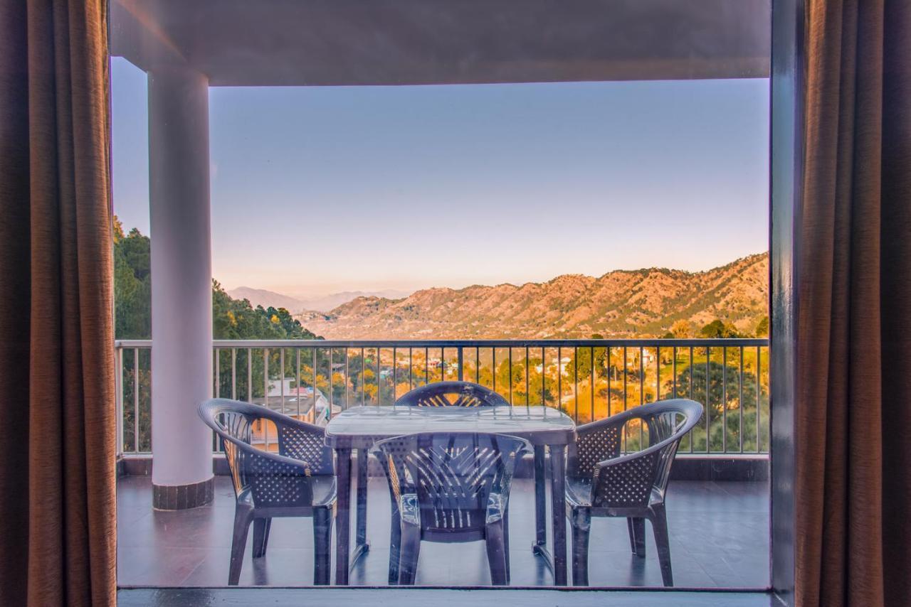 Bed and Breakfast Terrace Retreat Kasauli Exterior foto